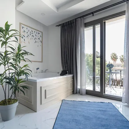 Voger Family Otel Alaçatı