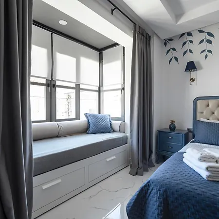 Hotel Voger Family *