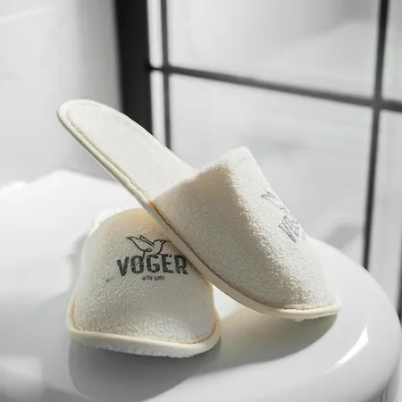 Voger Family 酒店 *